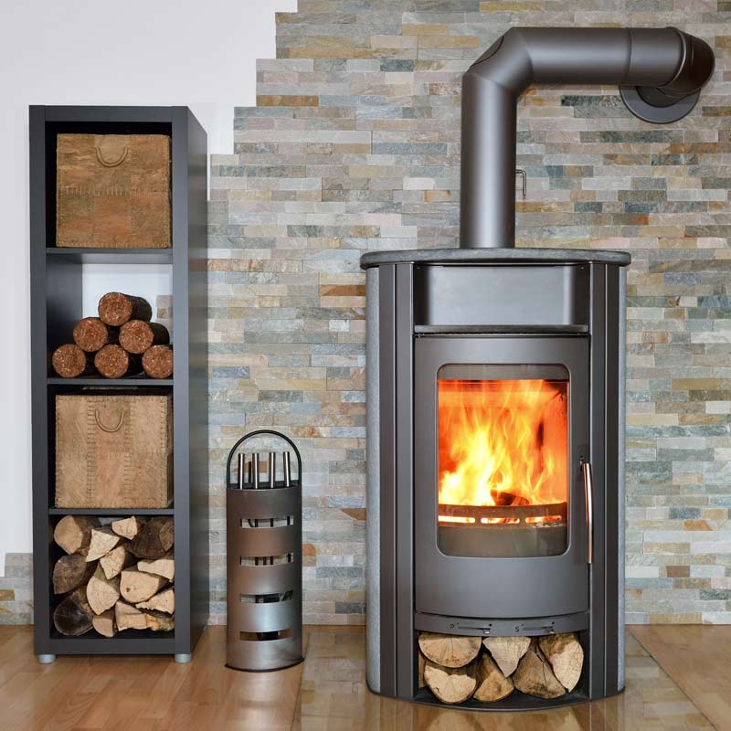 pose-de-poele-a-bois-granules-poseur-quillan-11